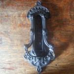 Victorian Cast Iron Door Knocker - D025 Victorian Cast Iron Door Knocker - D025