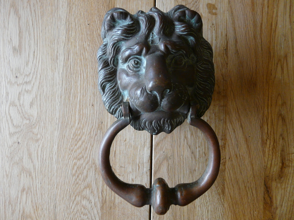 Cast Iron Lion's Head Gate Door Knocker   Pull Handle Set HW-21