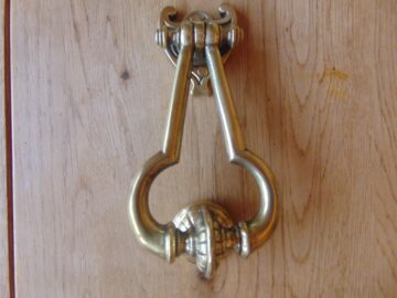 Antique Brass Victorian Door Knocker D567-0719 Antique Door Knocker Company Brass Victorian Door Knocker D567-0719