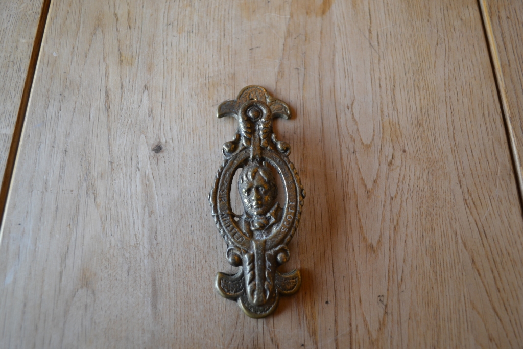 Sir Walter Scott Door Knocker D587-1119